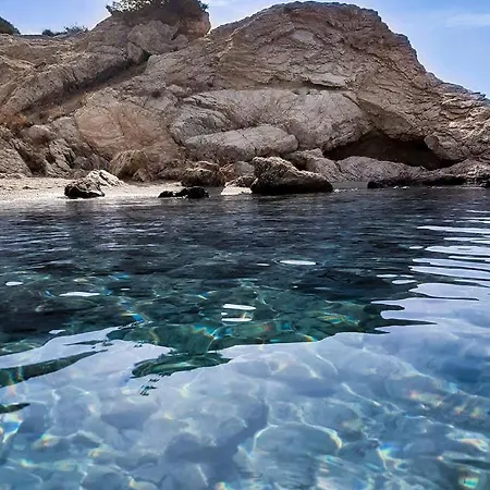Afroditi Villa Lagonisi
