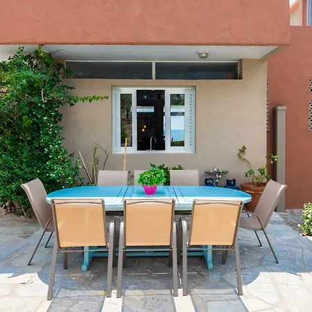 Villa Afroditi *